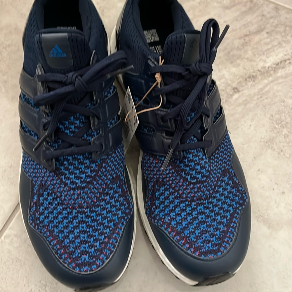 Adidas men’s ultra boost. Golf IE2137 spike less navy blue shoe new